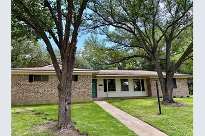 1801 Beazley Street, Brenham, TX 77833 - Photo 4