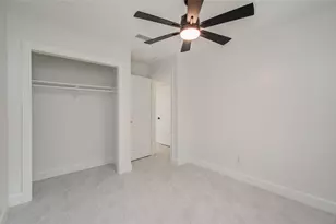 27226 Blueberry Hill Dr, Conroe, TX 77385 - Photo 34