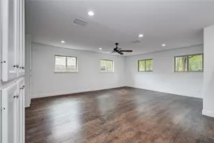 27226 Blueberry Hill Dr, Conroe, TX 77385 - Photo 36