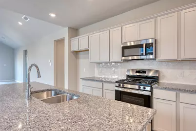 21119 Autumn Heights Drive, Rosharon, TX 77583 - Photo 2