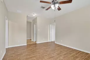 2002 Monarch Hollow Ln, Katy, TX 77449 - Photo 28