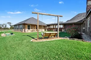 4527 Majestic Dr, Baytown, TX 77523 - Photo 40