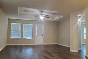 9342 Canady Park Ln, Houston, TX 77075 - Photo 8