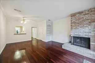 3623 Wakeforest St, Houston, TX 77098 - Photo 6