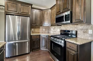 2688 Settler's Way Dr, Sealy, TX 77474 - Photo 2