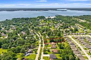 12995 Point Aquarius Blvd, Willis, TX 77318 - Photo 6