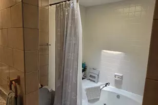 2425 Holly Hall St, Houston, TX 77054 - Photo 26