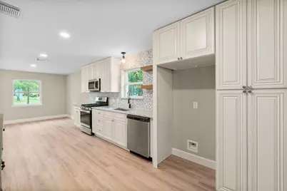 566 Beauregard Drive, Conroe, TX 77302 - Photo 20