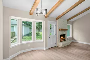 566 Beauregard Dr, Conroe, TX 77302 - Photo 12