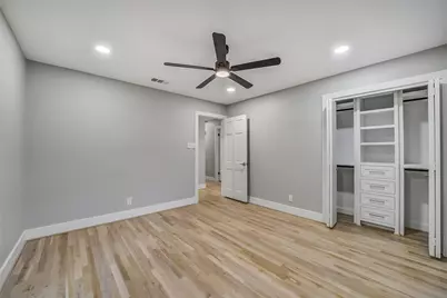 5318 Queensloch Drive, Houston, TX 77096 - Photo 20