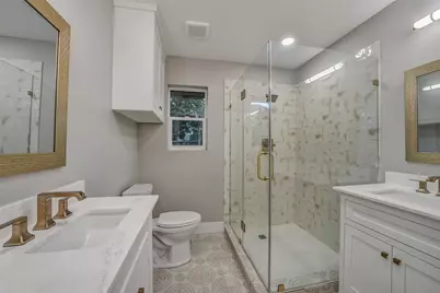 5318 Queensloch Drive, Houston, TX 77096 - Photo 18