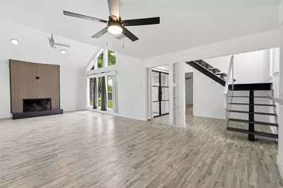 6107 Vinewood Drive, Houston, TX 77088 - Photo 8