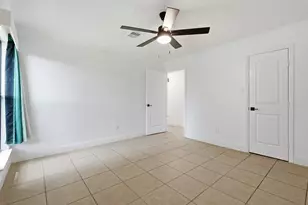 6107 Vinewood Dr, Houston, TX 77088 - Photo 12