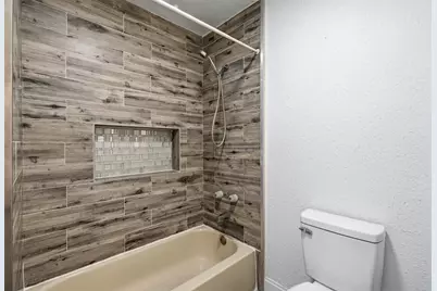 6107 Vinewood Drive, Houston, TX 77088 - Photo 16