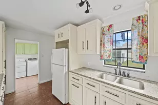 6159 Belmark St, Houston, TX 77033 - Photo 12