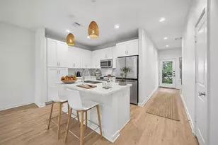 5710 Elysian St, Houston, TX 77009 - Photo 2