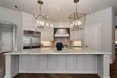 23 N Fazio Way, The Woodlands, TX 77389 - Photo 12