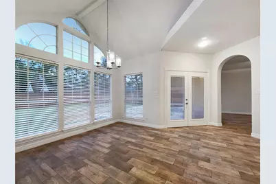 6107 Hampton Way Court, Spring, TX 77389 - Photo 10