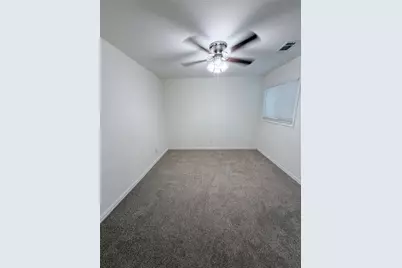 2428 19th Avenue N, Texas City, TX 77590 - Photo 16