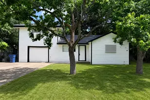 2428 19th Ave N, Texas City, TX 77590 - Photo 1