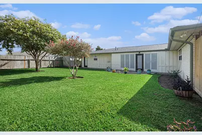 7730 Chantilly Circle, Galveston, TX 77551 - Photo 30