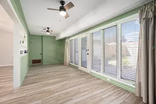 7730 Chantilly Cir, Galveston, TX 77551 - Photo 10