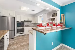 7730 Chantilly Cir, Galveston, TX 77551 - Photo 14