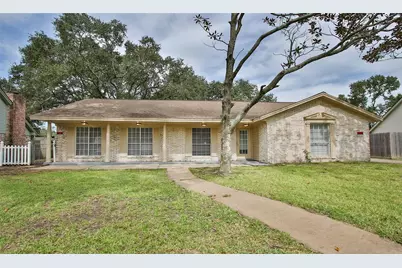 5019 Westwood, Dickinson, TX 77539 - Photo 1