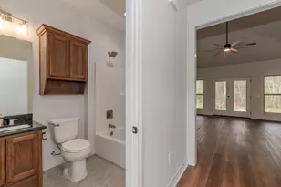 7820 Tolivar Rd, Beaumont, TX 77713 - Photo 12