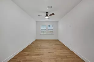 12024 Willow Way Ave, Mont Belvieu, TX 77535 - Photo 2