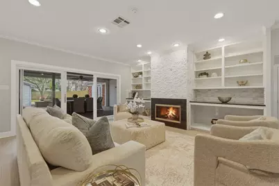 9323 Braes Bayou Drive, Houston, TX 77074 - Photo 8