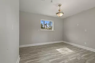 9323 Braes Bayou Dr, Houston, TX 77074 - Photo 30