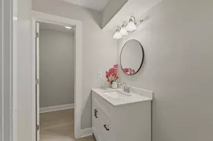 9323 Braes Bayou Dr, Houston, TX 77074 - Photo 28