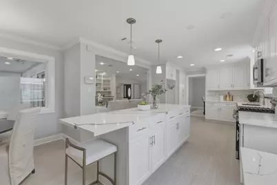 9323 Braes Bayou Drive, Houston, TX 77074 - Photo 14