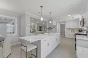 9323 Braes Bayou Dr, Houston, TX 77074 - Photo 14