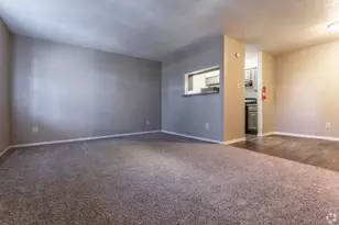 480 W Parker Rd, Houston, TX 77091 - Photo 14
