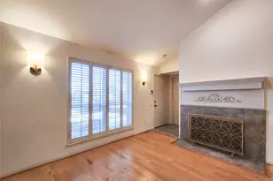 1860 White Oak Dr, Houston, TX 77009 - Photo 4