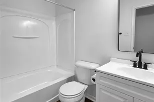 5453 N Buffalo Cir, Willis, TX 77378 - Photo 12