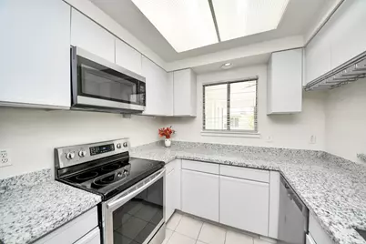 4144 Greystone Way #609, Sugar Land, TX 77479 - Photo 20