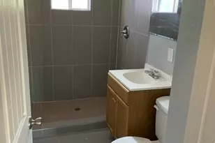 5210 Dieppe St, Houston, TX 77033 - Photo 10