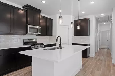 10119 Crescendo Way, Iowa Colony, TX 77583 - Photo 4