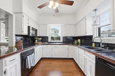 4620 Sherman Boulevard, Galveston, TX 77551 - Photo 12