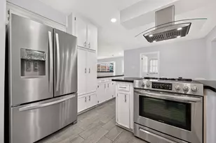 8215 Schaffer Ln, Houston, TX 77070 - Photo 24