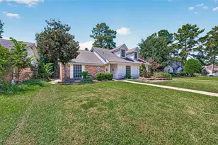 8215 Schaffer Ln, Houston, TX 77070 - Photo 2