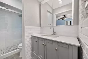8215 Schaffer Ln, Houston, TX 77070 - Photo 38
