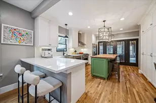 943 Teetshorn St, Houston, TX 77009 - Photo 2
