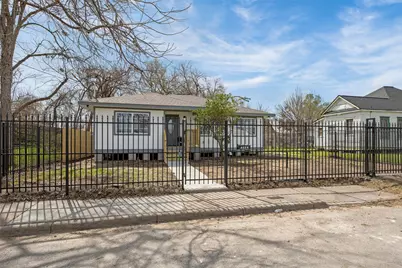 5002 Lelia Street, Hockley, TX 77026 - Photo 2