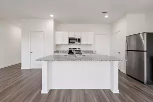24610 Golden Brook Ct, Magnolia, TX 77355 - Photo 2