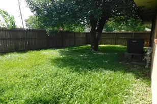 7923 Sunbury St, Houston, TX 77028 - Photo 22