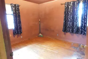 7923 Sunbury St, Houston, TX 77028 - Photo 18